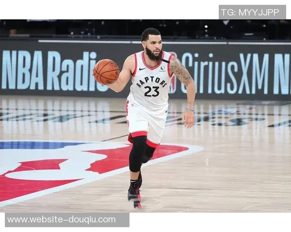 弗雷德范弗利特的崛起与NBA赛场上的传奇之路